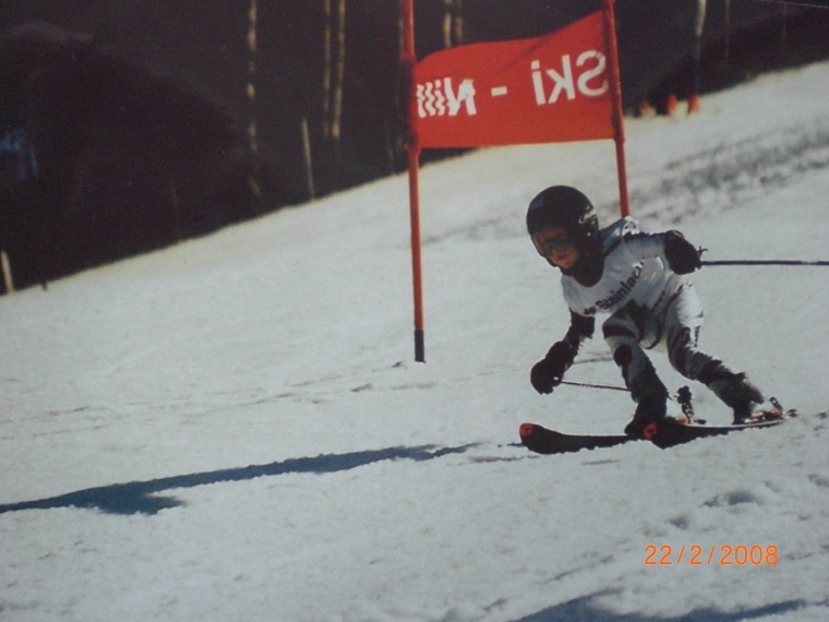 Youth giant slalom at the gate